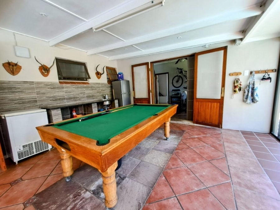 To Let 4 Bedroom Property for Rent in Woodleigh Eastern Cape